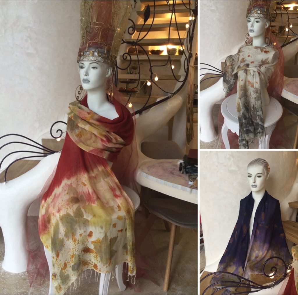 exposition foulard en laine et soin teinture et impression végétale